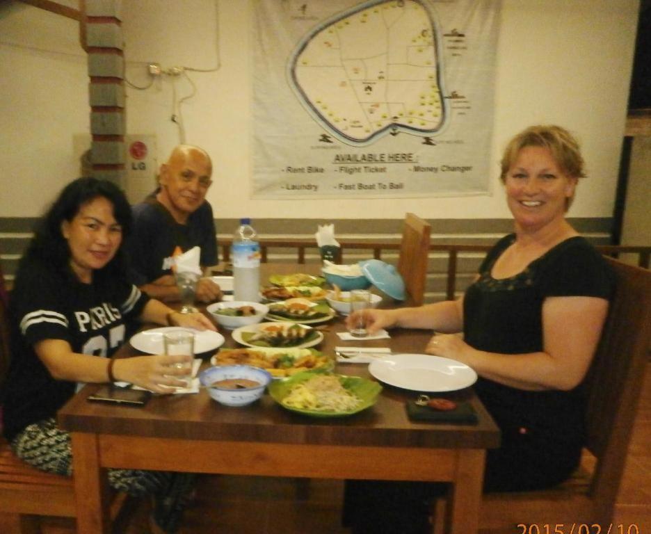 Five Time Home Stay Gili Air Buitenkant foto