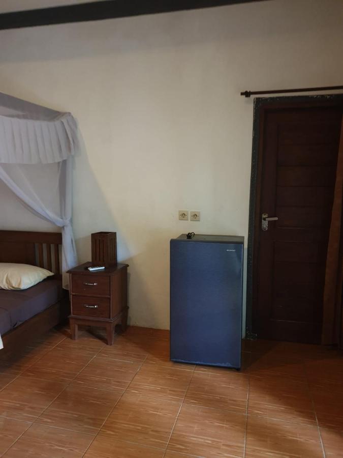 Five Time Home Stay Gili Air Buitenkant foto