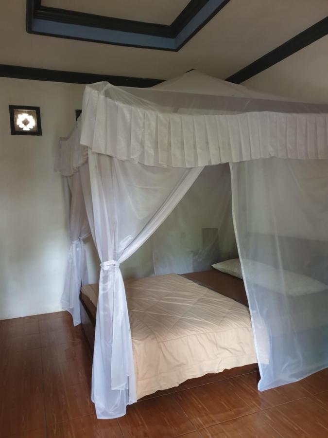 Five Time Home Stay Gili Air Buitenkant foto